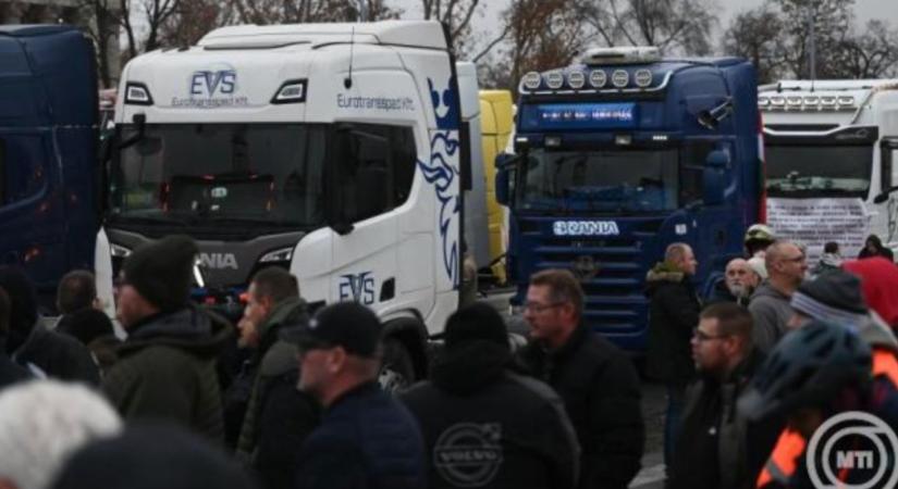 A kamionos tüntetés csak a kezdet? A megállapodás nem biztos, hogy létrejött