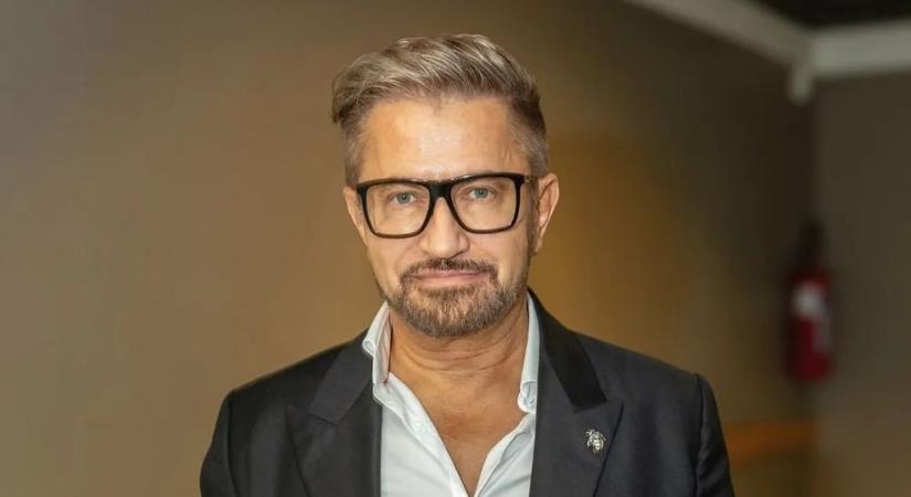 Videón a segítség: Jákob Zoli egy rászoruló család mellé állt