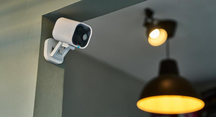 Betörőnek nézte a saját bethlehemi dekorációját