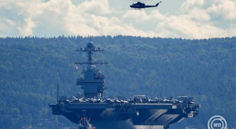 Soha nem látott méretű hadihajókból álló amerikai flotta építését jelentette be Donald Trump