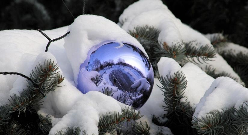 Az év záró csodája: miért „világít” a hó? – Fizikai jelenségek ünnepi magyarázata