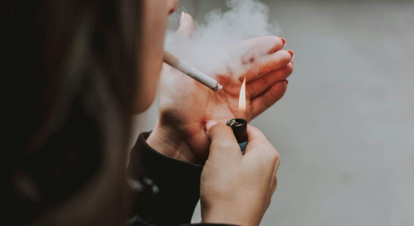 Jelentős változás a magyar dohányfogyasztási szokásokban – jövőre jön az újabb feketeleves