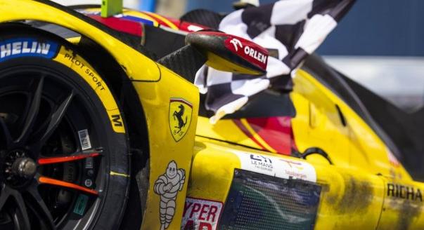 Az év motorsportcsapata: olasz, vörös, de nem a Scuderia Ferrari