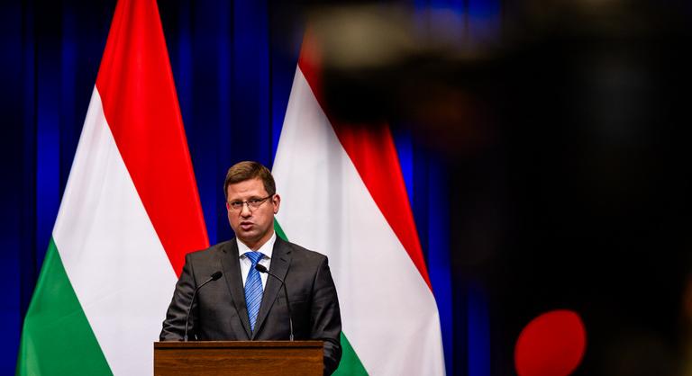 Indul az év utolsó Kormányinfója, jönnek a bejelentések