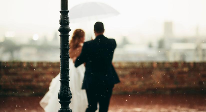 A nagyira bízták az esküvői tortát: az eredményen pusztul az egész világ - Fotók