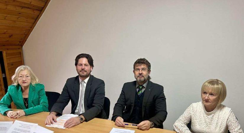 Konfliktusok, megosztó városvezetés: Keszthely többet érdemel – hangzott el a Fidesz-KDNP sajtótájékoztatóján