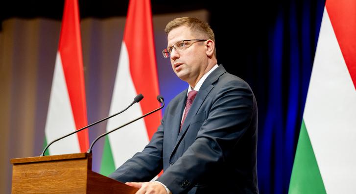 Érkeznek a bérmegállapodások és a kkv-k segítése