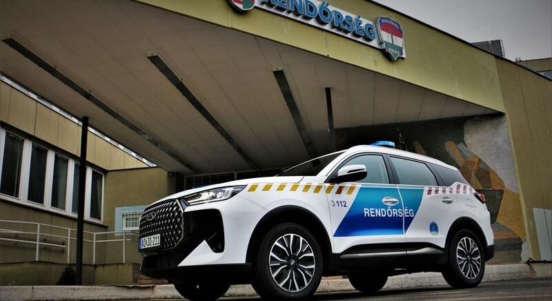 Új autót kaptak a somogyi rendőrök