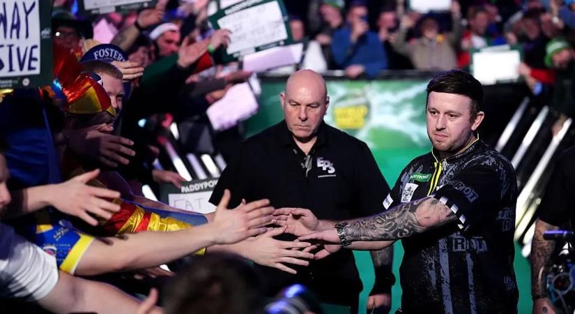 Callan Rydz Kovács Patrik után a 22. kiemeltet is legyőzte a darts-vb-n