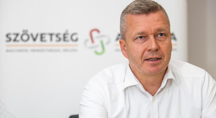 Forró lemondott tanácsadói tisztségéről