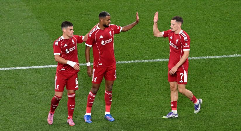 A Liverpool-sztár „könyörög” a Real Madridnak és Xabi Alonsónak, hogy szerződtessék