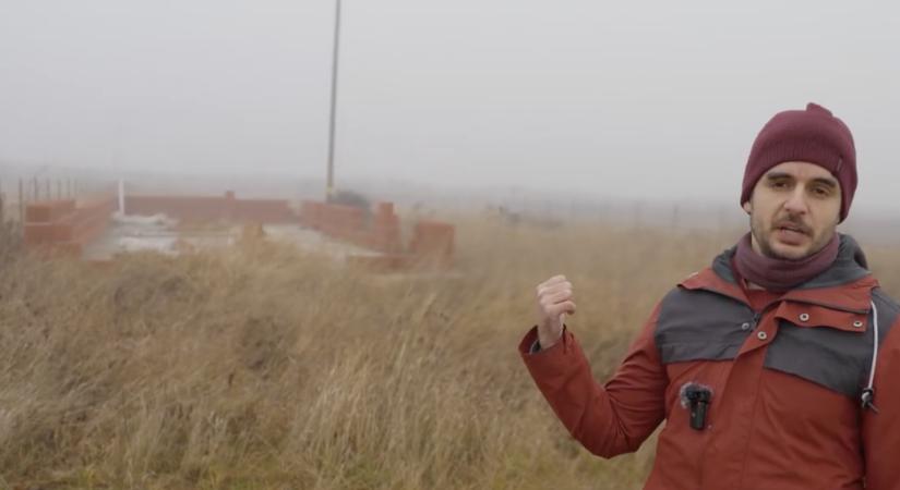 Egy titokzatos nő 62 millió forintot nyert a Magyar Falu Programon egy kisboltra, három sor tégla készült el belőle