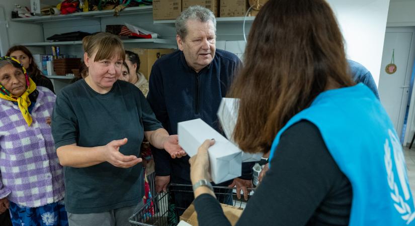 Idén már 600 ezer segénycsomagot osztott szét az ENSZ a magyarországi rászorulóknak