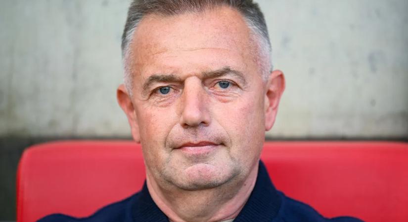 Külföldi szakemberrel is tárgyaltak, mégis Révész Attila maradhat a Kisvárda edzője