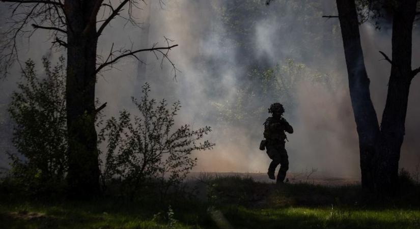 Súlyos veszteség érte Ukrajnát: Zelenszkij csapatait még az ünnepek előtt ki kellett vonni a kulcsfontosságú területről