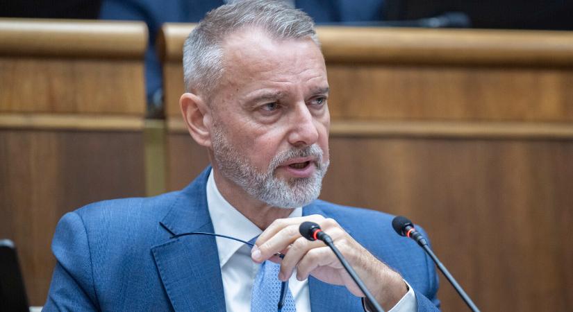 Raši szeretné, ha csak kivételes esetekben tárgyalnának gyorsított eljárásban