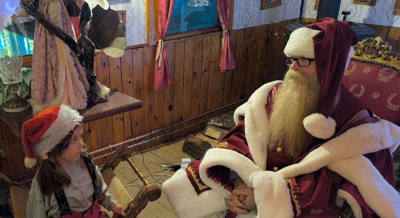 Káprázatos videón, fotókon az ország Mikulásvárosa, itt a csoda kézzel fogható