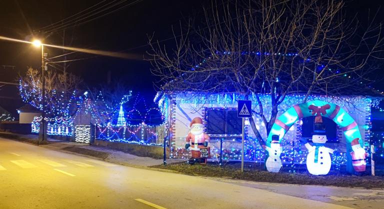 Nagy port kavart a kivilágítás, de jövőre sem marad fényfürdő nélkül Lakitelek