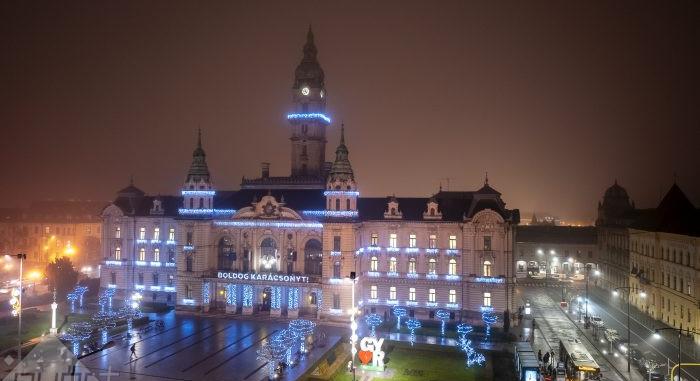 Adventi varázslat – Esti drónséta Győr felett