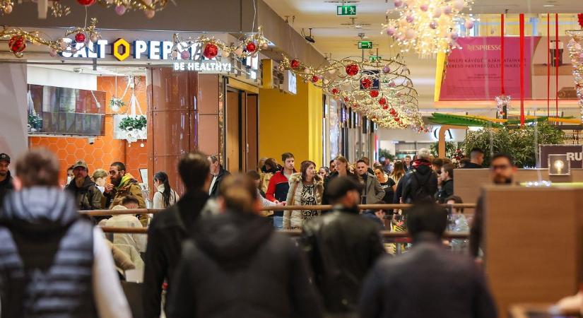 Ez a győri vásárlók véleménye a december 24-i nyitvatartásról - szavazás