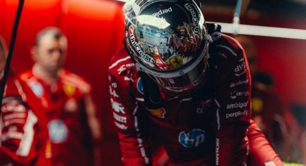 Trükkös motor egy, Hamilton három évig? – keddi F1-es hírek és sztorik