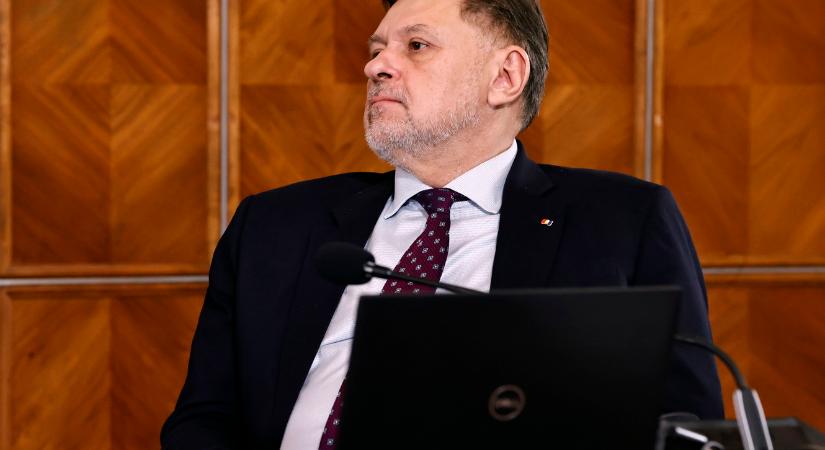 Rafila elfogadhatatlannak tartja a „salátarendelet” egy részét