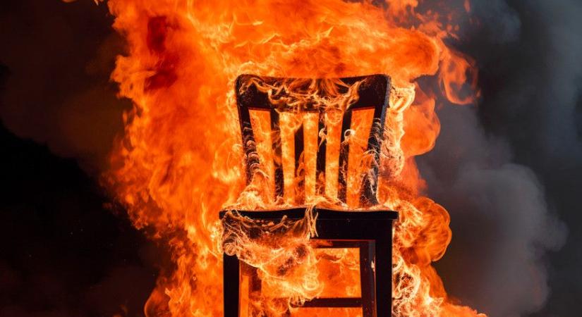 Bútorok, ruhák égtek Szendrőn