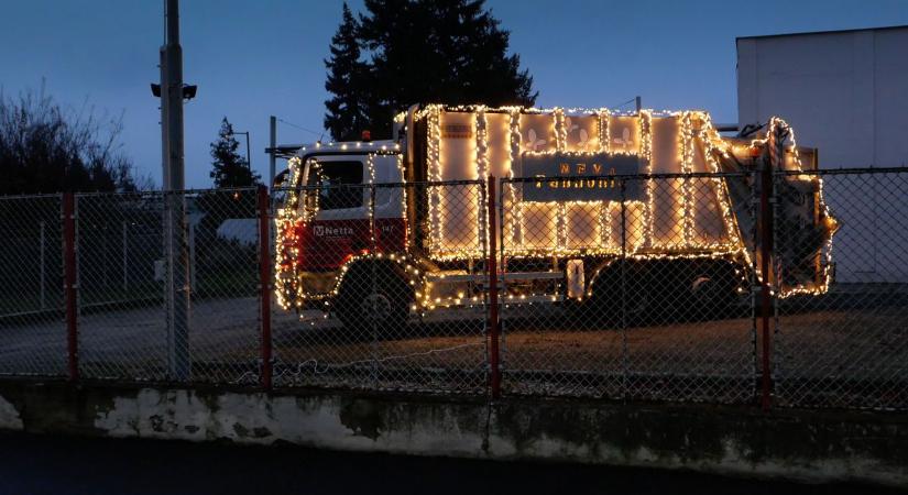 Ezt látni kell! Fénybe csomagolt járművek ragyognak Zalában! (galéria, videó)