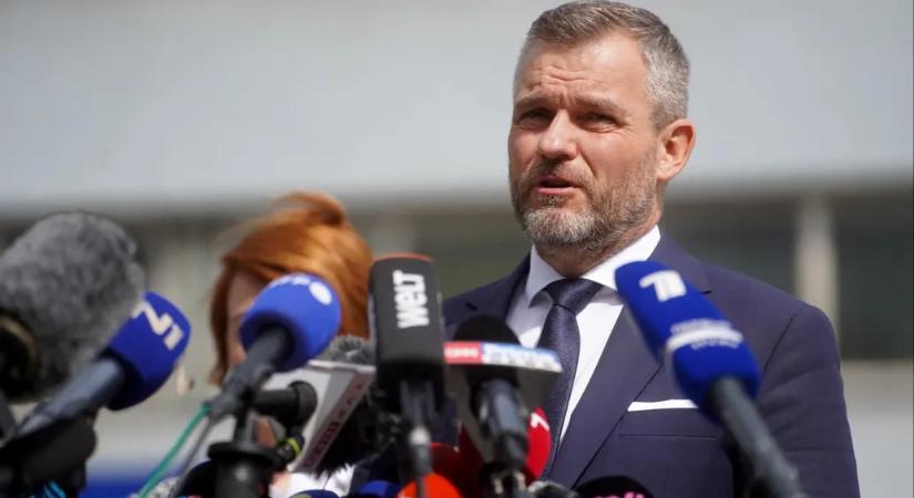 Aláírta a szlovák köztársasági elnök a törvényt, ami alapján börtönt kaphat, aki megkérdőjelezi a Beneš-dekrétumokat