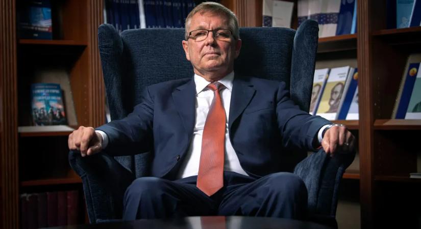 Feketén–fehéren leírták: a teljes, 266 milliárdos alapítói vagyonát elveszítette az MNB alapítványa Matolcsy alatt