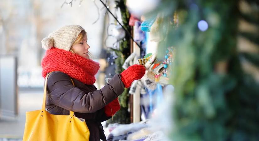 Már itt a karácsony! Túlélőkalauz az elkésett vásárlóknak, mutatjuk, hol szerezhetsz még be ajándékot