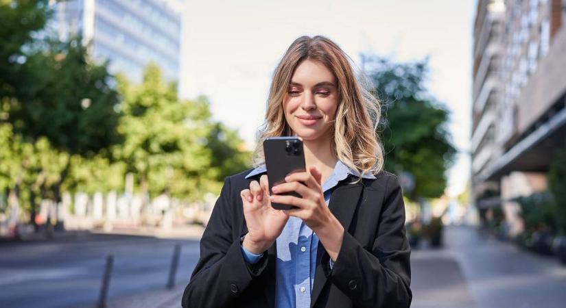 A szakértő figyelmezteti az okostelefon-használókat – ezt a 3 beállítást azonnal ki kellene kapcsolni