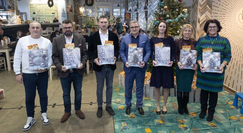 Ezt a csodás délutánt sokáig nem felejtik – a zalai gyermekotthonok lakóinak karácsonyát varázsolták szebbé