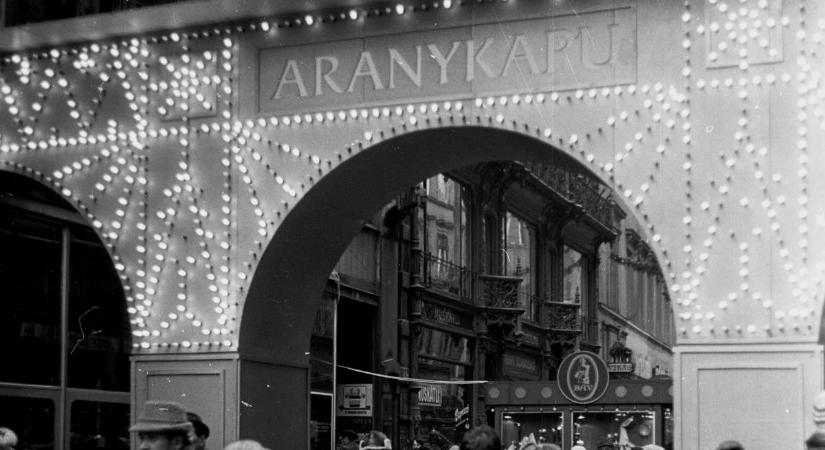 VÁCI UTCAI EMLÉKKÉPEK, AVAGY AZ UTOLSÓ KARÁCSONY A BARÁTOMMAL