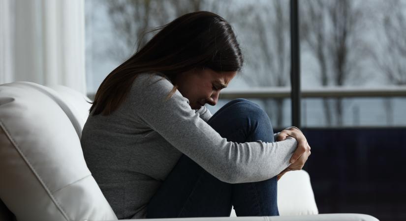 Tovább kellene lépni, de nem megy – Mit él át a lélek egy láthatatlan veszteség után?