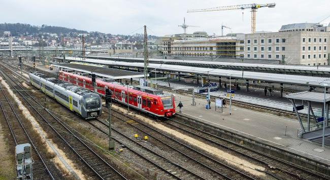 Németország letartóztattak egy ukrán férfit, aki orosz megbízásból vasúti szabotázsakcióra készült