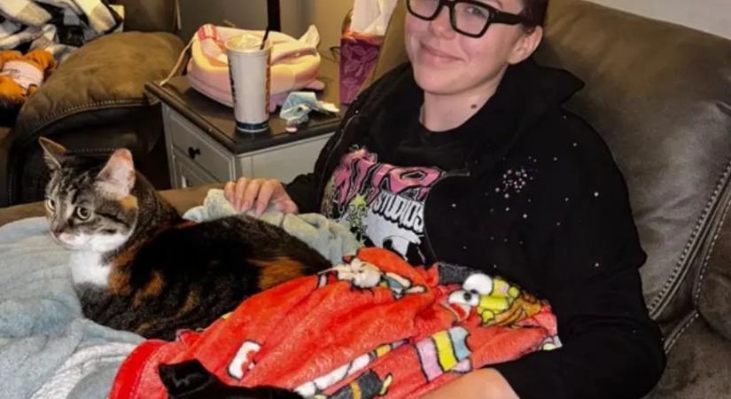 "Megkönnyebbültem, hogy nem vagyok őrült" - a rákbeteg lány tüneteit sokáig szimpla hátfájásnak tartották