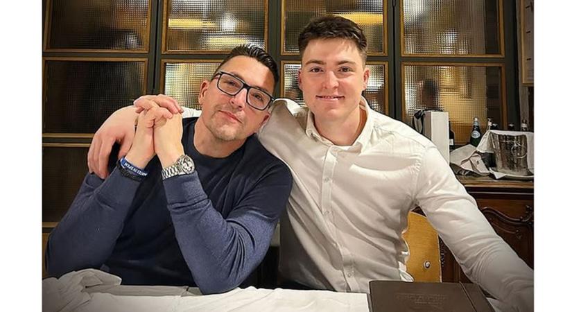 Ákos egy szem fia már 27 éves: Marci elképesztően hasonlít apjára