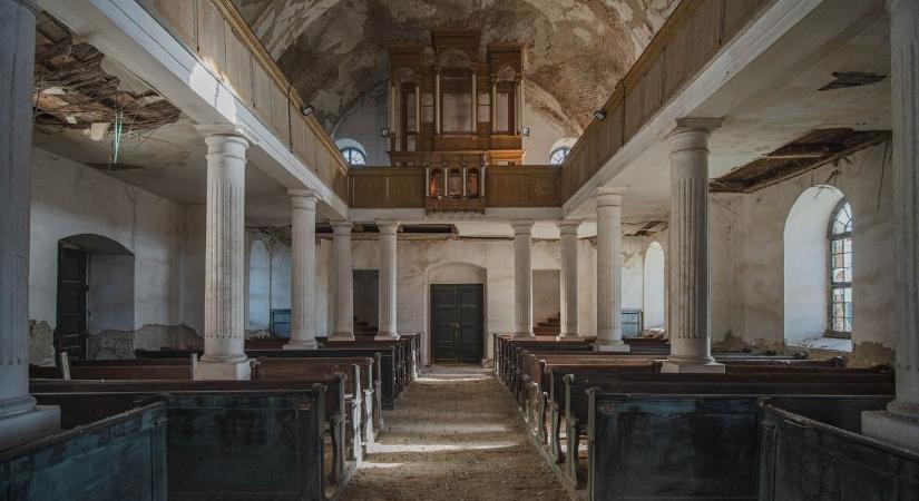 Urbex-kaland egy elhagyatott evangélikus templom titkaiba