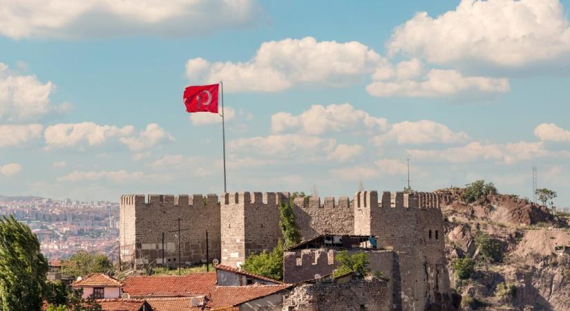 Rendkívüli fejlemények Törökországból – eltűnt a líbiai vezérkari főnököt szállító repülőgép Ankara közelében