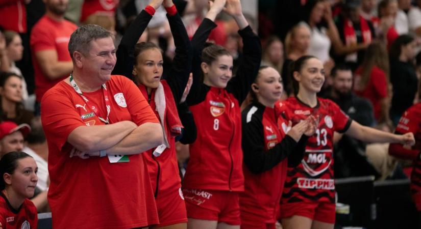 Körömrágós meccsen jutott tovább Elek Gábor csapata a kupában