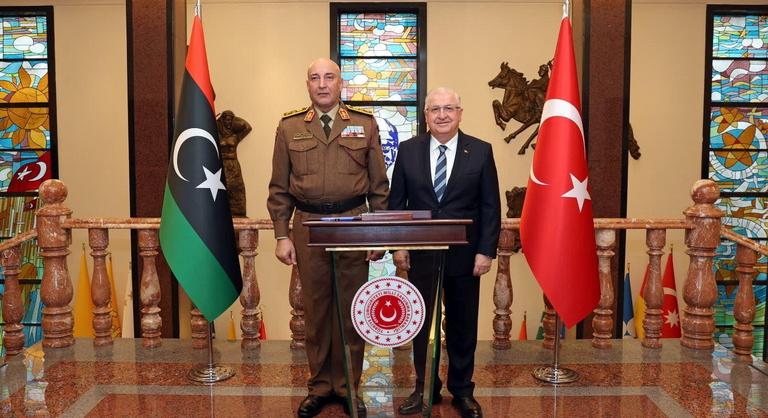 Lezuhant a líbiai vezérkari főnök repülőgépe Törökországban