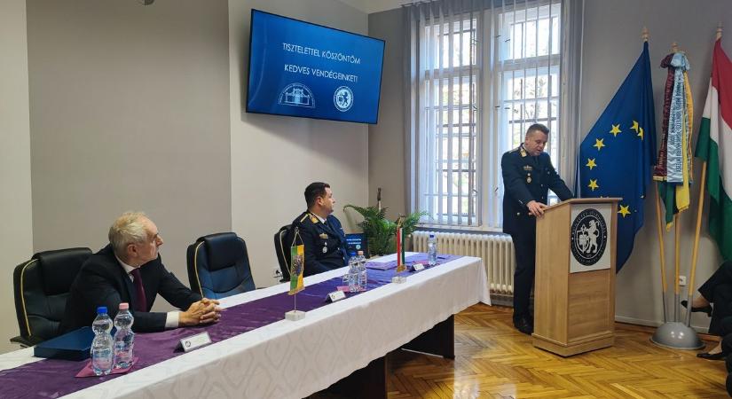 Fotókiállítással ünnepeltek Somogy legszigorúbb épületében