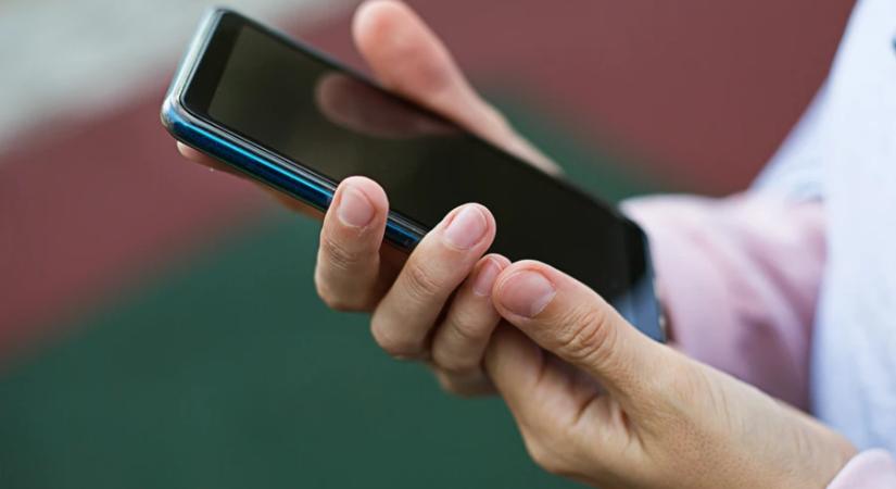 Karácsony előtt ismét támadnak a Netflixes csalók: vigyázat, magyar számról érkezik az SMS, be ne dőlj neki!