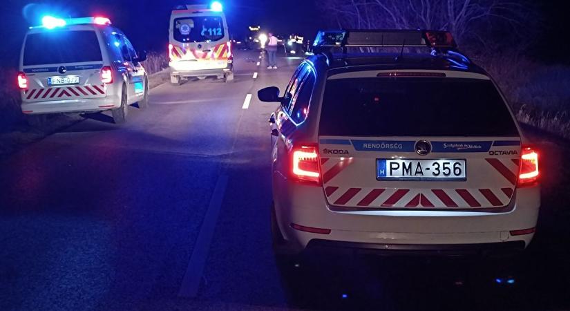 Halálra gázolt egy kerékpárost egy autó, képeken és videón mutatjuk a helyszínt
