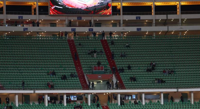 Kongott a stadion az ürességtől, ingyen lehetett csoportmeccset nézni