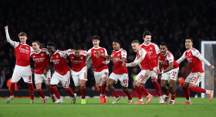 94. perces góllal úszott el a győzelem, de tizenegyesekkel így is továbbjutott az Arsenal