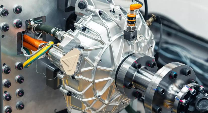 Mercedes új elektromos hajtástechnológiája akár feleslegessé is tehet egy fontos alkatrészt