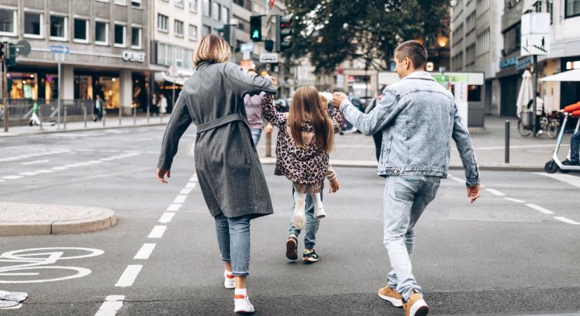 Januártól sokkal több pénz maradhat a családok zsebében