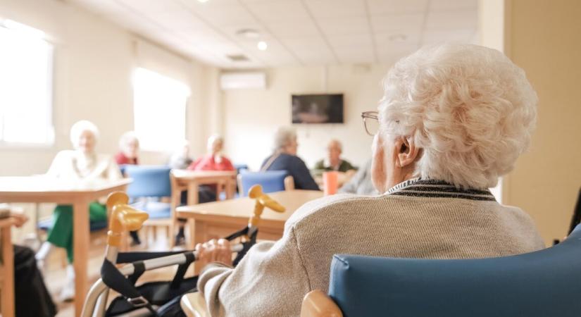 Felrobbant egy idősek otthona, halottak is vannak – többeket nem találnak